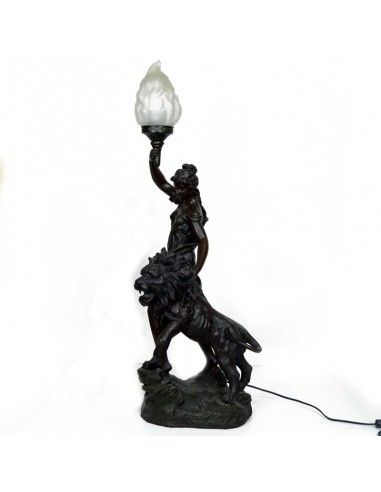 LAMPARA DE SOBREMESA CON FIGURA DE MUJER CON LEON 95x36