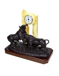 RELOJ DE SOBREMESA FIGURA DE TORO 2