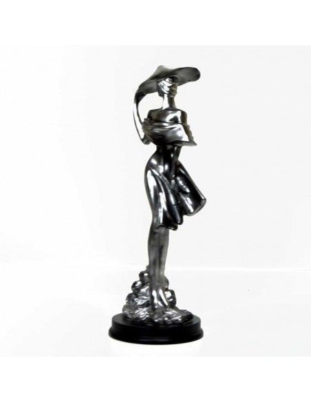 FIGURA MUJER CON SOMBRERO 31x11