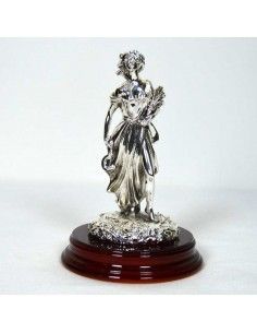 FIGURA DE MUJER DE ESTACION
