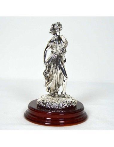 FIGURA DE MUJER DE ESTACION