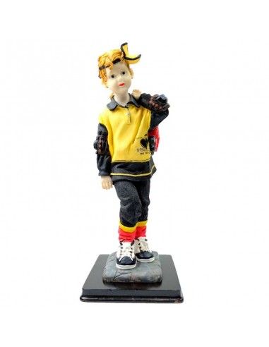 FIGURA DE NIÑO CON PATINES 41X15