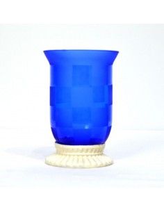 PORTAVELAS CON DISEÑO DE JARRÓN