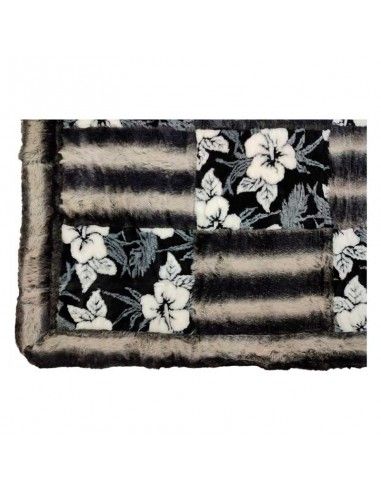 ALFOMBRA TEXTIL MORA FLORES BLANCAS...