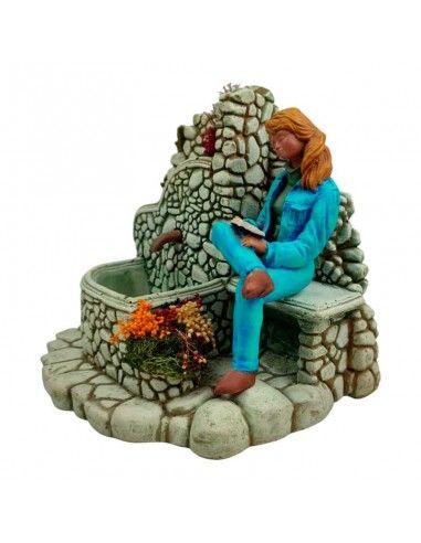 FUENTE DE AGUA MUJER LEYENDO 25x31