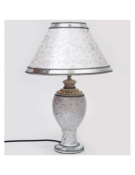 LAMPARA DE SOBREMESA DE CERAMICA CON PERLAS Y DIBUJO DE FLORES