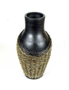 JARRON DE CERAMICA Y RATTAN 2