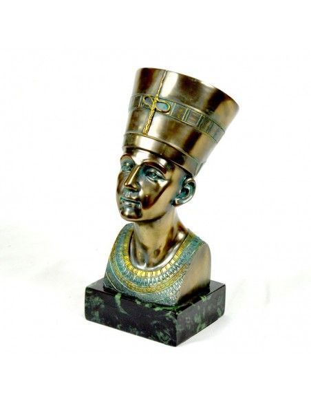 FIGURA DE NEFERTITI