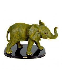 ELEFANTE VERDE CON COLMILLOS 2