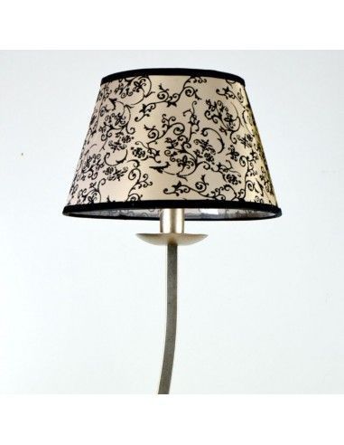 LAMPARA DE PIE CON PANTALLA DE FLORES