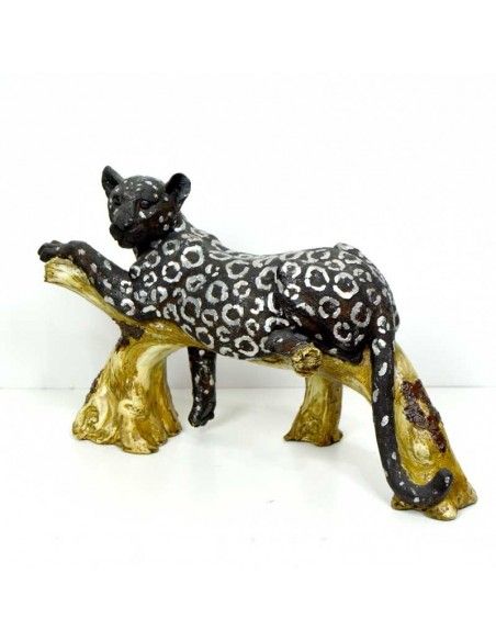 FIGURA PANTERA NEGRA EN TRONCO