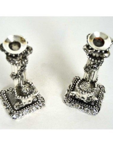PAREJA DE CANDELABROS EN PLATA
