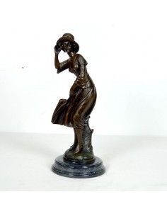 FIGURA DE MUJER EN ALABASTRO 2