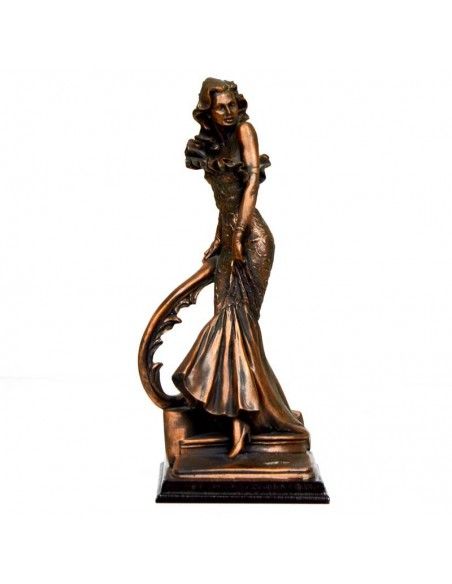 FIGURA DE MUJER EN RESINA COBRIZO