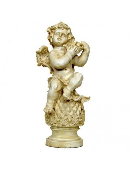 FIGURA DE ANGEL CON HOJA Y FRUTA