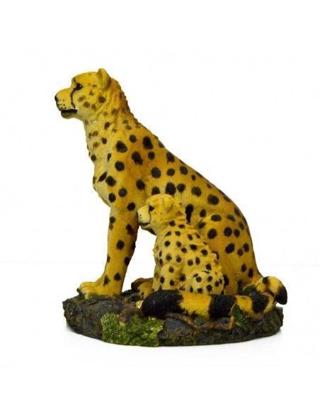FIGURA DE GUEPARDO CON SU CRIA