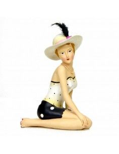 FIGURAS DE MUJER POSANDO 2