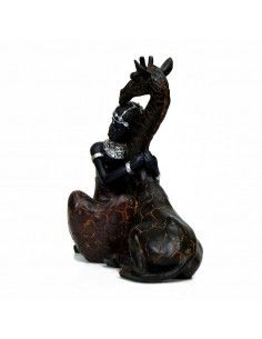 FIGURA DE AFRICANA CON JIRAFA 2