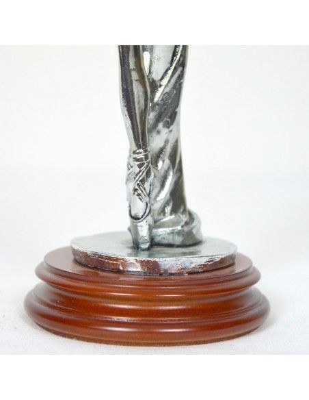 FIGURA DE BAILARINA SOBRE BASE DE MADERA