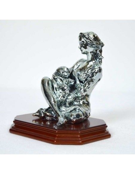 FIGURA DE BAILARINA SOBRE BASE DE MADERA